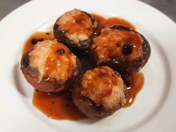East Lake Chinese Restaurant and Dim Sum (東湖海鮮酒家)