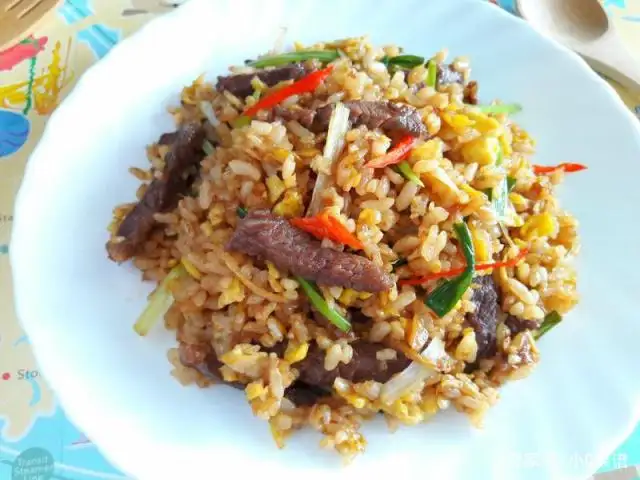 Order R4 Beef F Rice food online from Double Dragon Restaurant store, Antioch on bringmethat.com