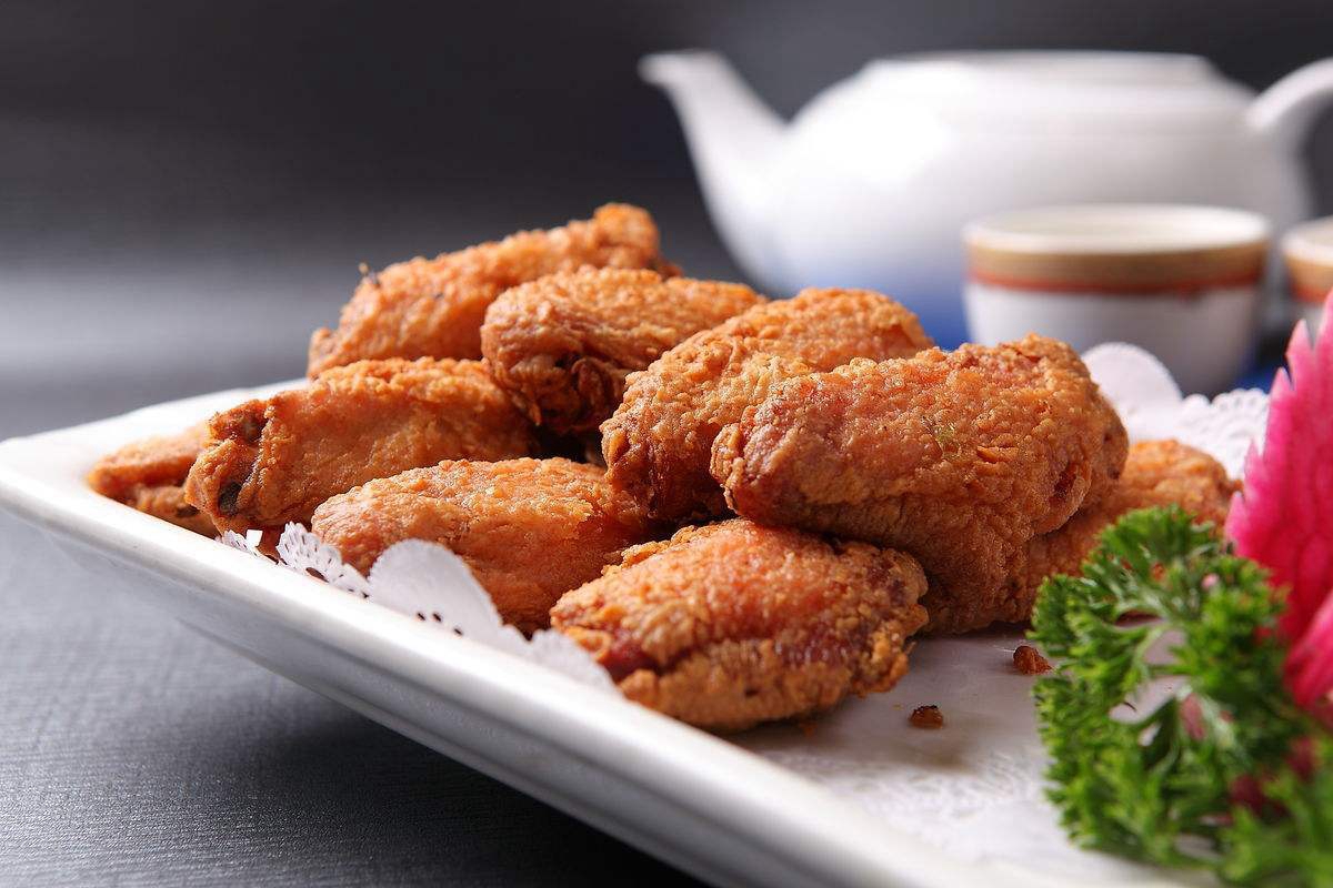 Order Fried Chicken Wings (6) food online from Double Dragon Restaurant store, Antioch on bringmethat.com