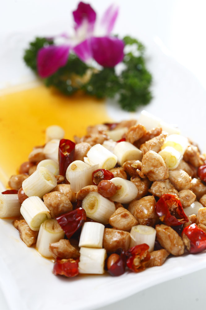Order C3 Garlic Chicken food online from Double Dragon Restaurant store, Antioch on bringmethat.com