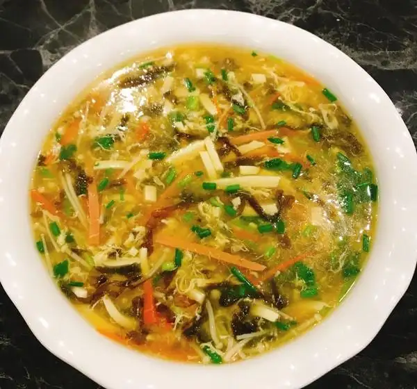 Order Hot Sour Soup food online from Double Dragon Restaurant store, Antioch on bringmethat.com