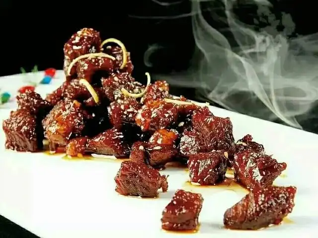 Order B17 Orange Beef food online from Double Dragon Restaurant store, Antioch on bringmethat.com