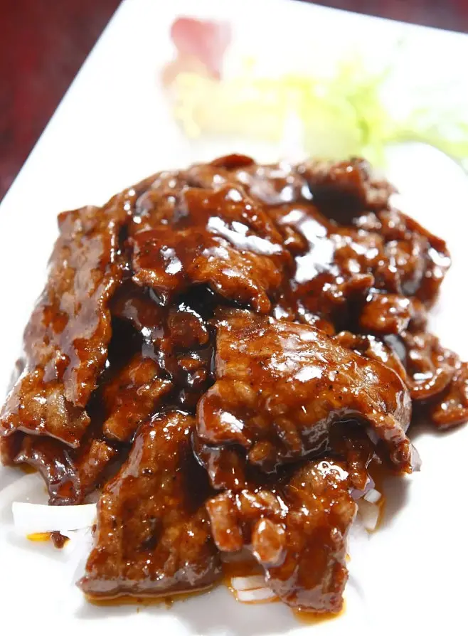 Order B10 Oyster Sauce Beef food online from Double Dragon Restaurant store, Antioch on bringmethat.com