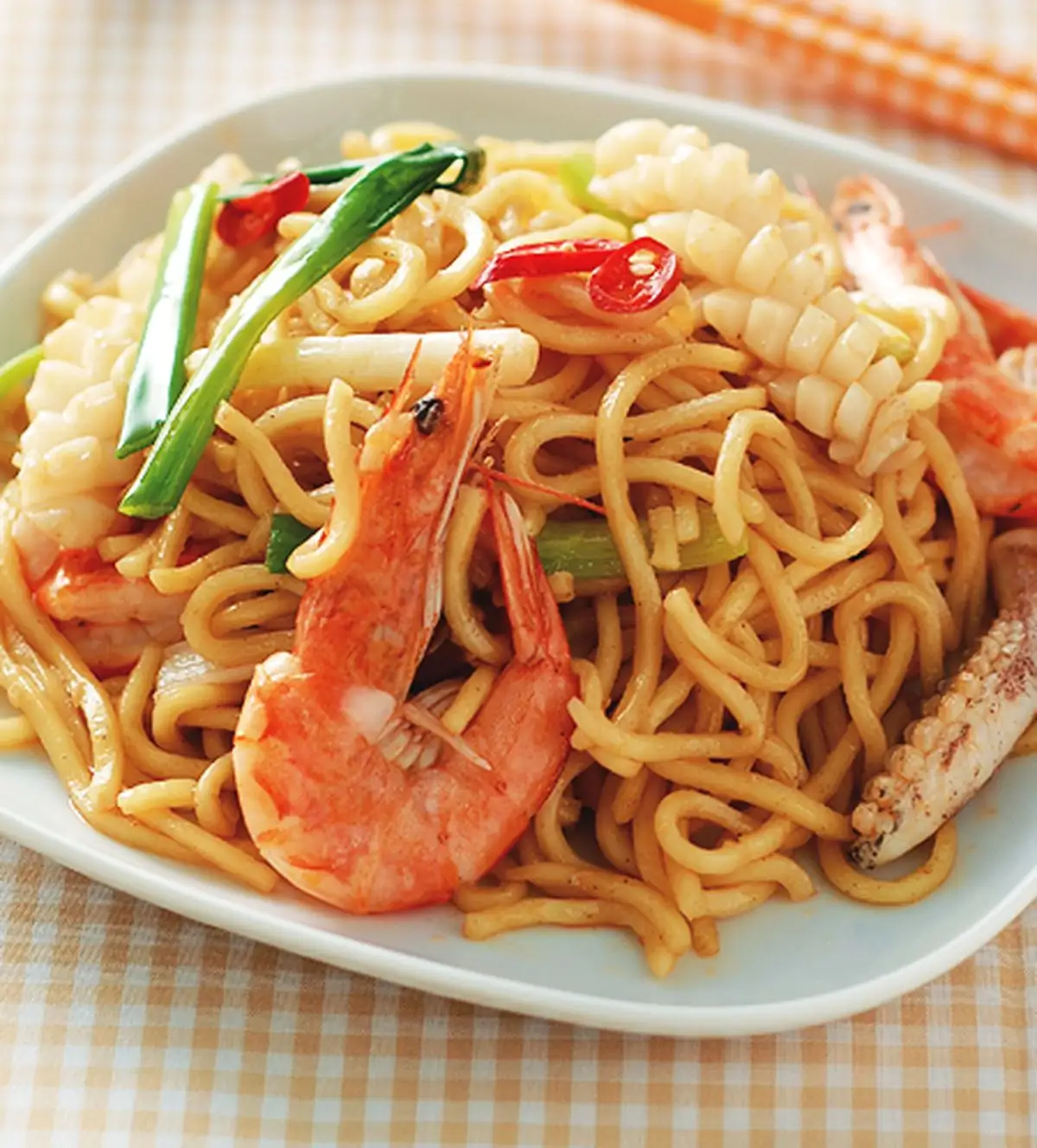 Order Seafood Chow Mein food online from Double Dragon Restaurant store, Antioch on bringmethat.com