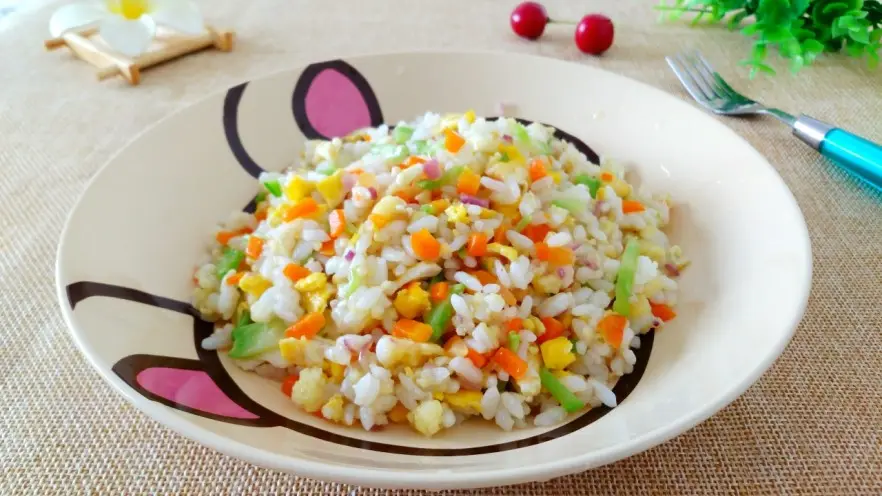Order R1 Vegetable F Rice food online from Double Dragon Restaurant store, Antioch on bringmethat.com