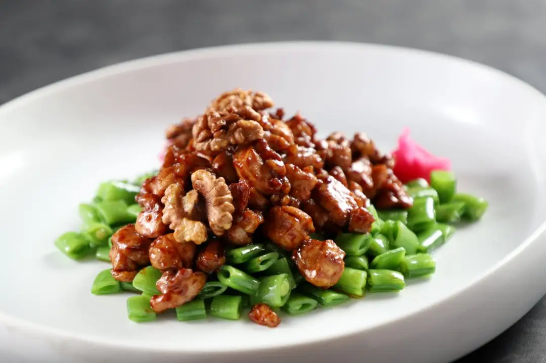 Order Walnut Chicken food online from Double Dragon Restaurant store, Antioch on bringmethat.com